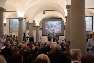Pubblico presente alla cerimonia Pubblico presente alla cerimonia